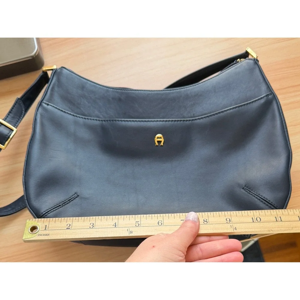 Etienne Aigner Shoulder Bag Small Navy Leather‎ Hobo Purse Minimalist Classic